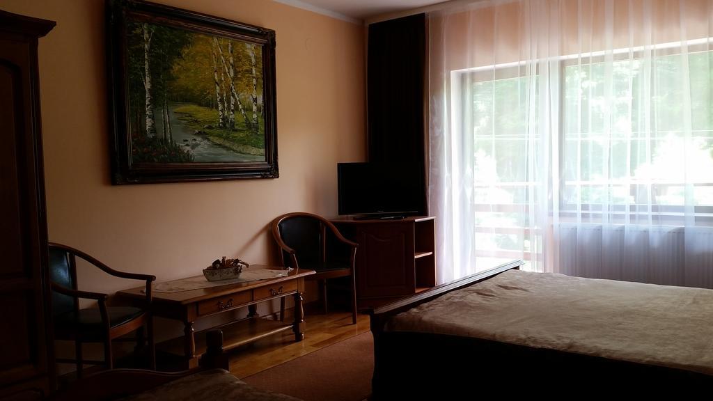 Pension Curmatura Stezii Rasinari Exterior photo