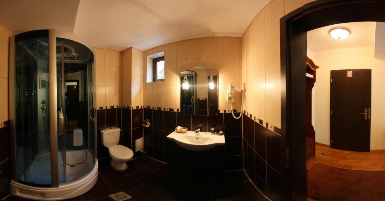 Pension Curmatura Stezii Rasinari Room photo